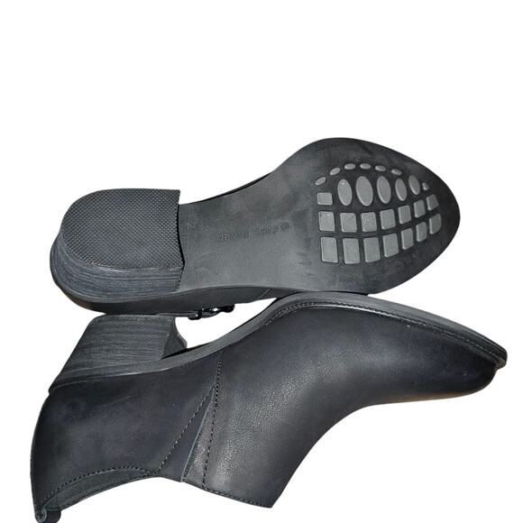 David Tate Black Ankle Booties - Picture 6 of 9